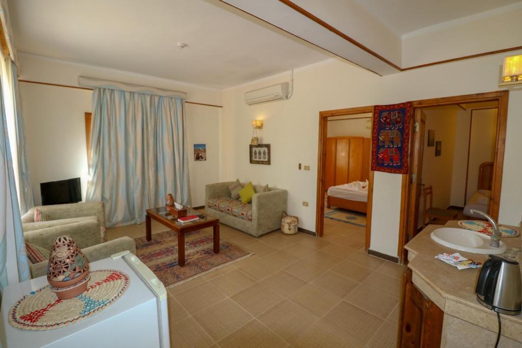 ACACIA DAHAB HOTEL